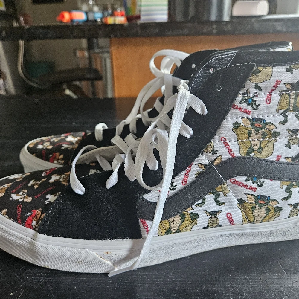 Vans Gremlins!!!! Hi Top Awesome!!! - Picture 3 of 4